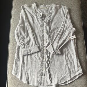 Old Navy Striped Ruffled Blouse. Size Large. NWT. Non-Smoking